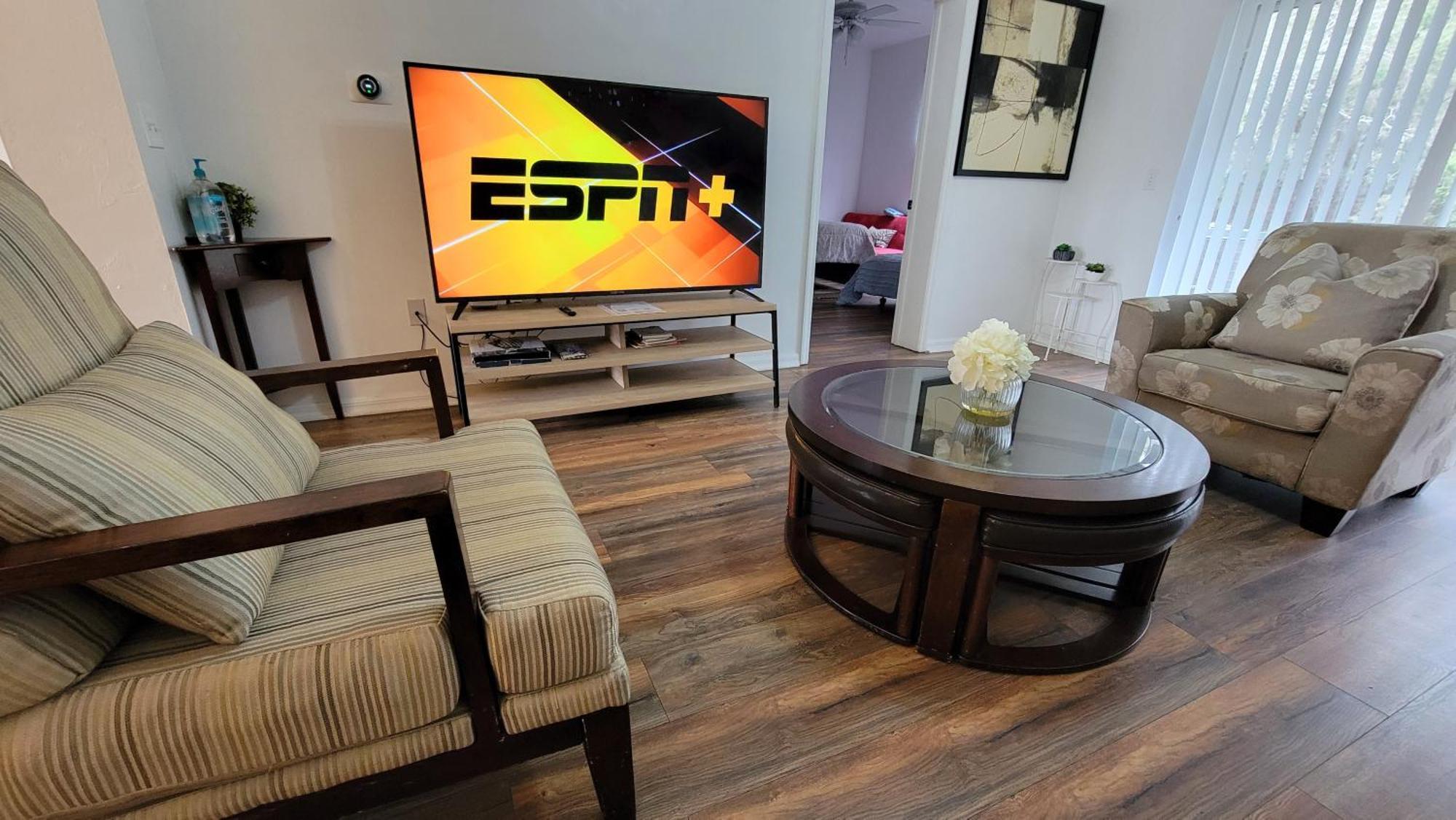גיינסוויל 2 Master Suite Apartment Near North Florida Regional Med, Uf Health, & Mall מראה חיצוני תמונה